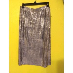 Jennifer Lopez glitter silver skirt metallic